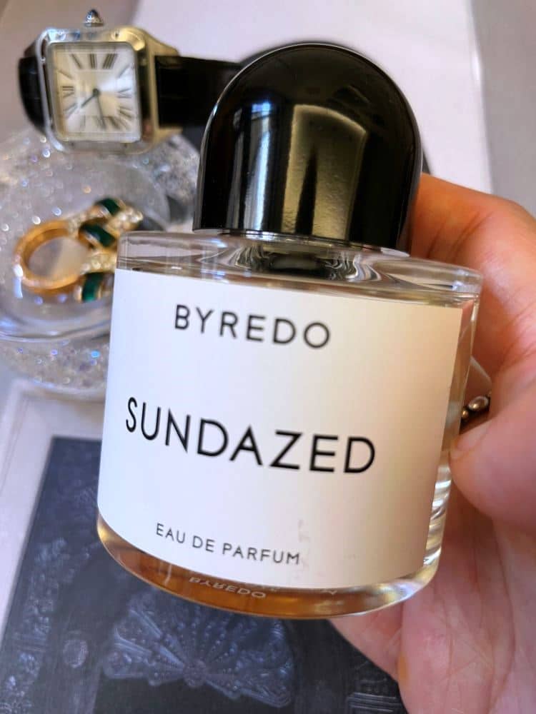 今夏終於入手BYREDO這一支SUNDAZED